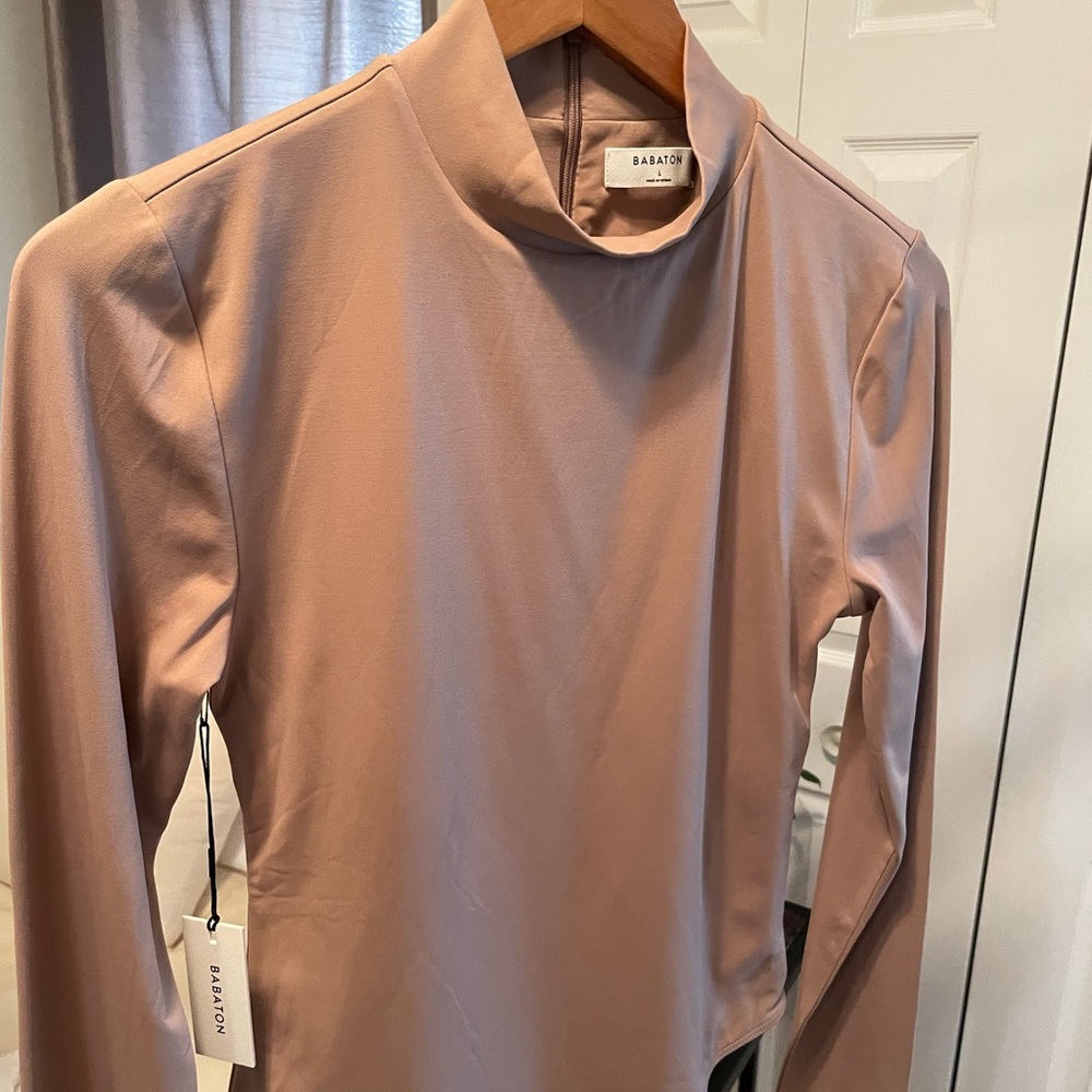 COPY - NWT Nude Aritzia Babaton Contour Bodysuit